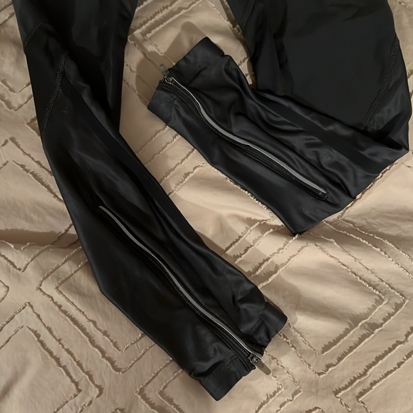 Nike Dri-Fit leggings, Size Small - Picture 2 of 7